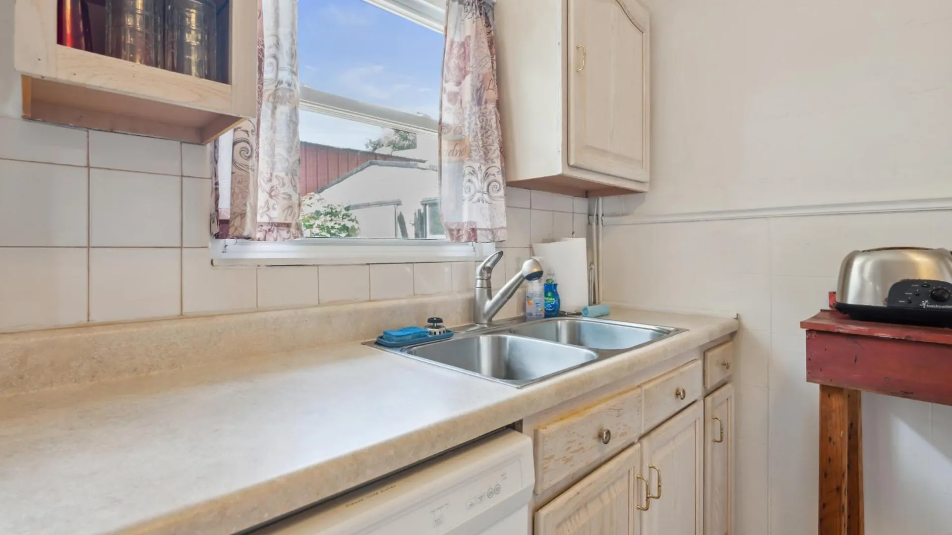 薩凡納2Br Affordable Walkable Duplex Near Forsyth Park Free Parking公寓 公寓 薩凡納